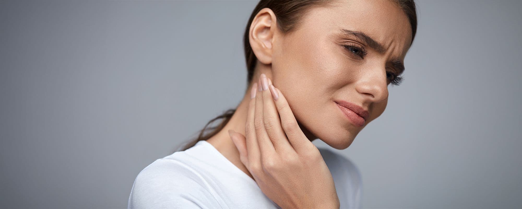 Smerter i ansikt og kjeve