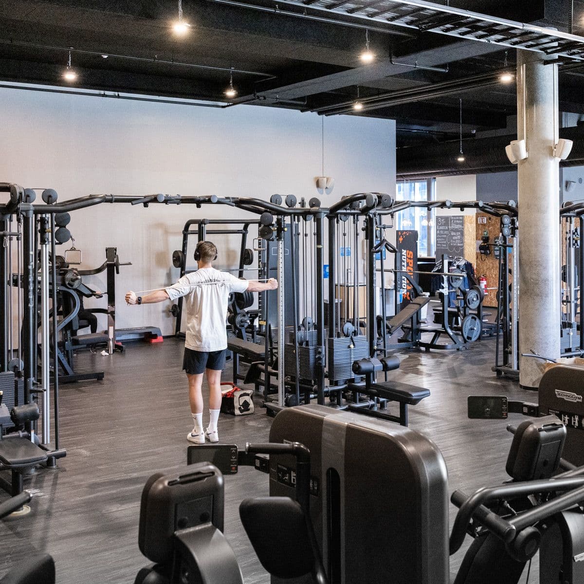 Hvorfor trene i styrkeapparater?