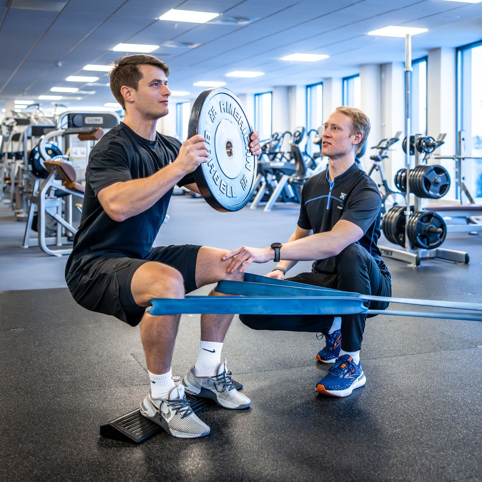 Trening og behandling på samme sted