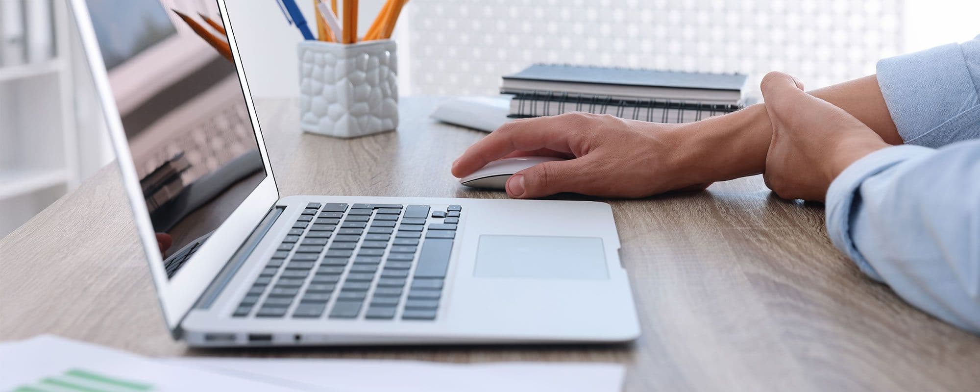 Hva er musearm og tennisalbue?